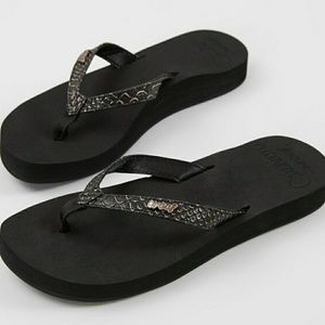Reef Star Cushion Flip Flops